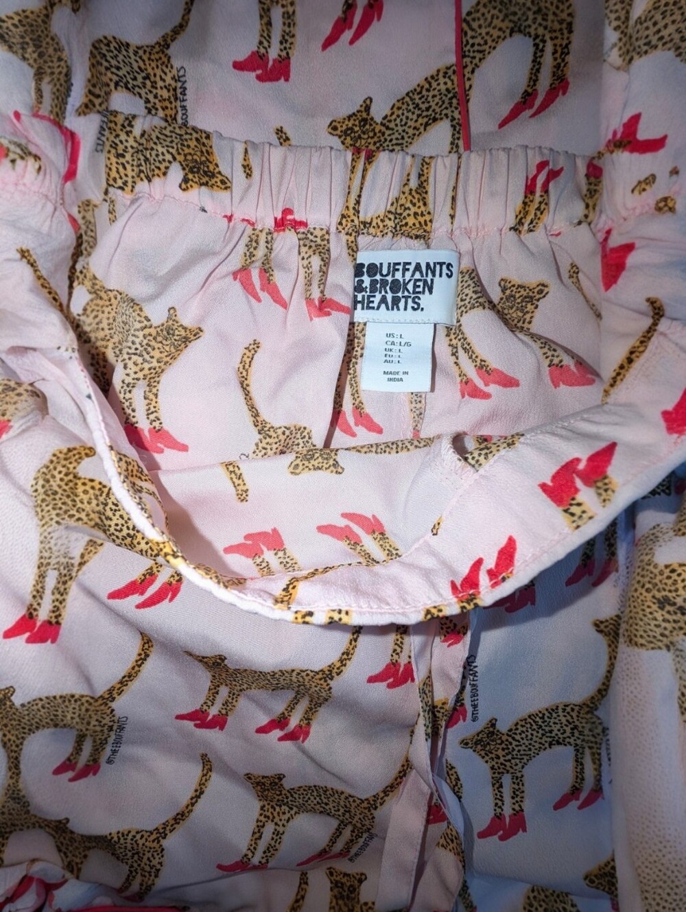 Bouffants & Broken Hearts Quirky Fun High-Heeled Cheetah Print Pajama Set Pink L - Picture 4 of 10